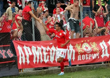 Пената: Платини и Нелсън не бойкотират, пазим ги