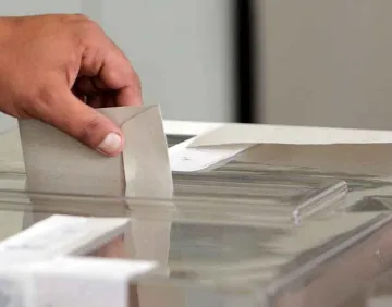 Бюлетина от отвъдното разбуни село 