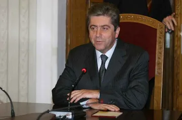 Първанов няма да спре бюджета на правителството