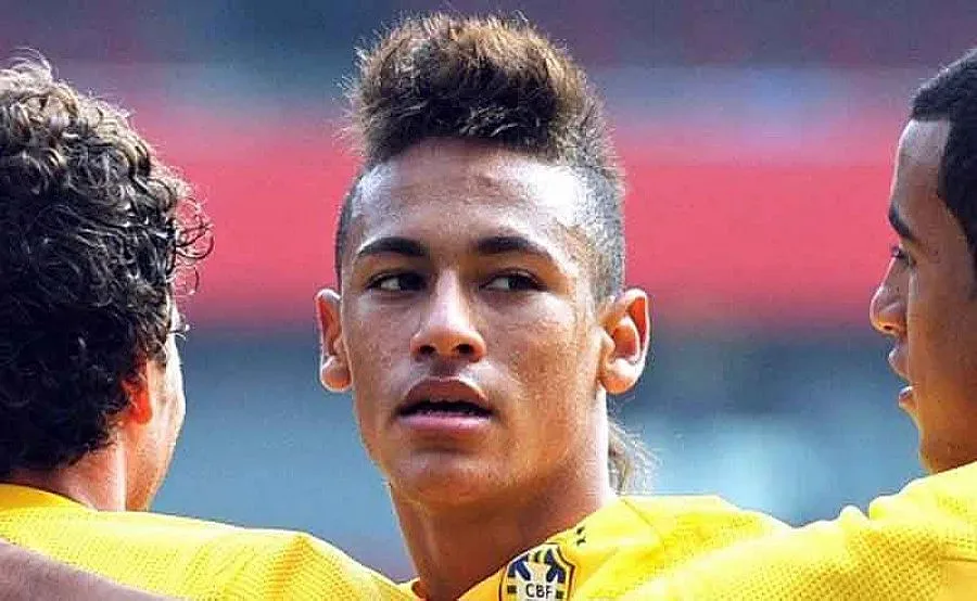 Неймар остава в Бразилия до началото на световното