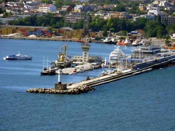 Дубай и Хамбург хвърлиха око на порт Варна