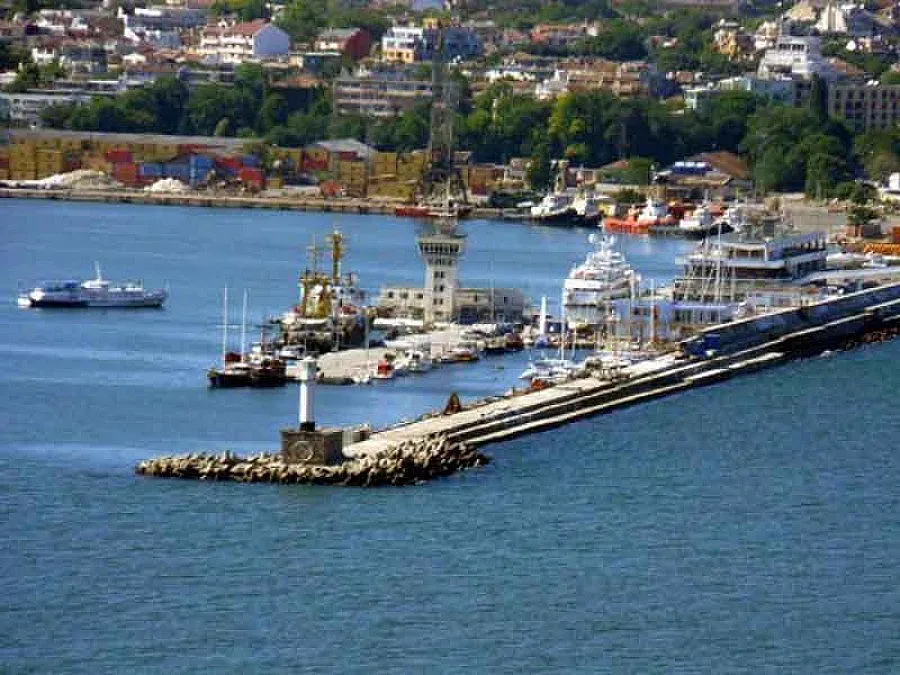 Дубай и Хамбург хвърлиха око на порт Варна