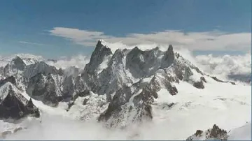 Намериха мъртви изчезналите катерачи в Алпите