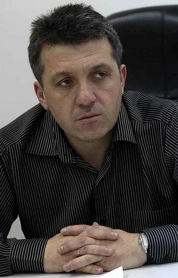 Искат 3 г. решетки за храна с изтекъл срок