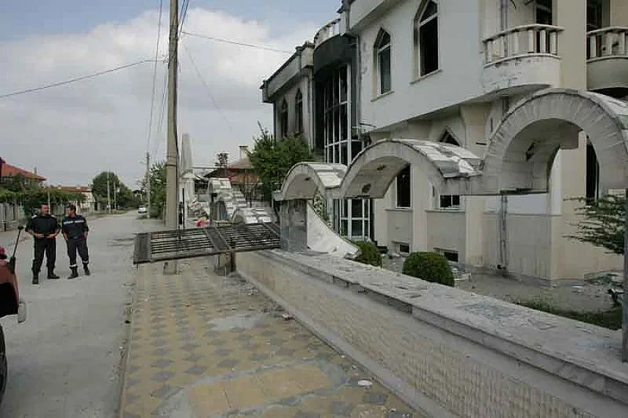 Бутат палатите на Цар Киро