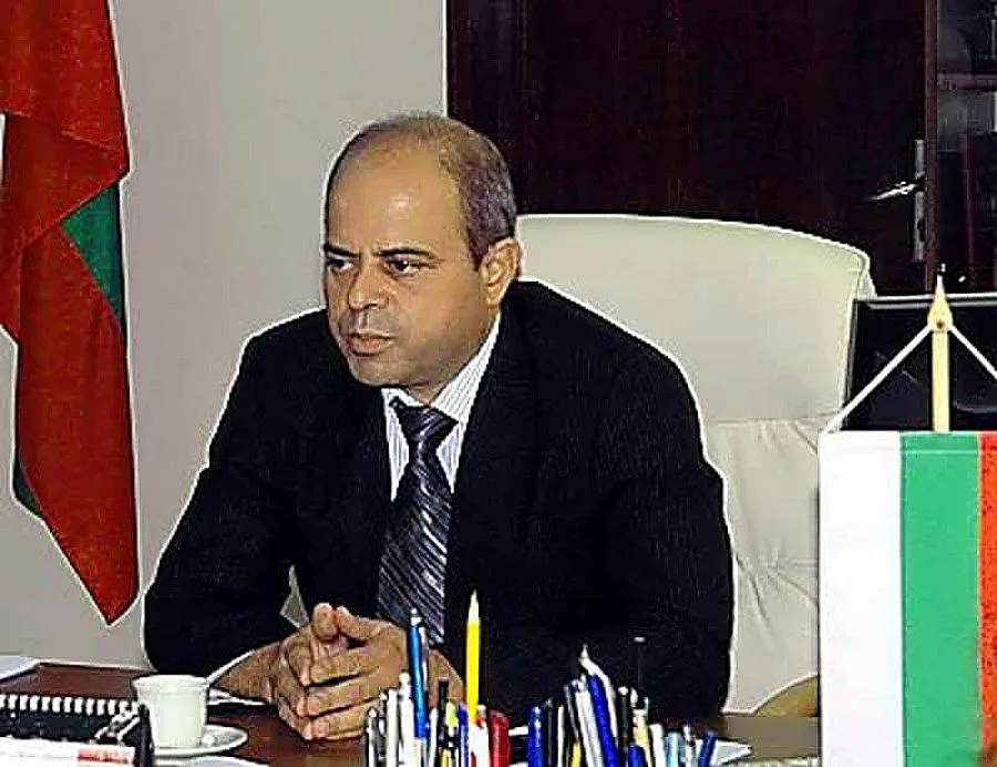 Дариха новия кмет на Русе с боксови ръкавици