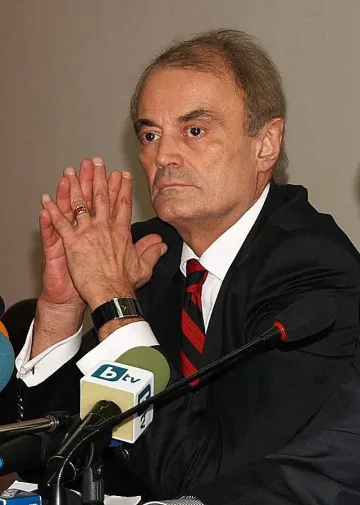 Кирил Йорданов започва чистката от заместниците си 