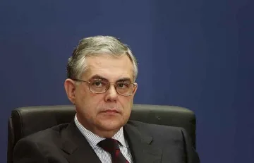 Избраха Лукас Пападимос за премиер на Гърция