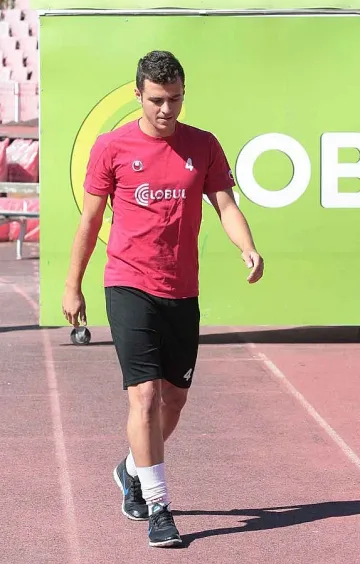 Набиват канчета по тъмно в ЦСКА, глобяват Мораес