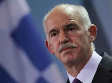 Кризата свали Папандреу