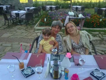 Кака Валя: Росен Плевнелиев е красив като киноартист