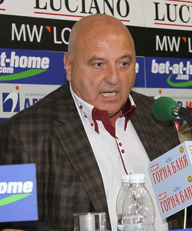 Венци плаши с бой "белите"