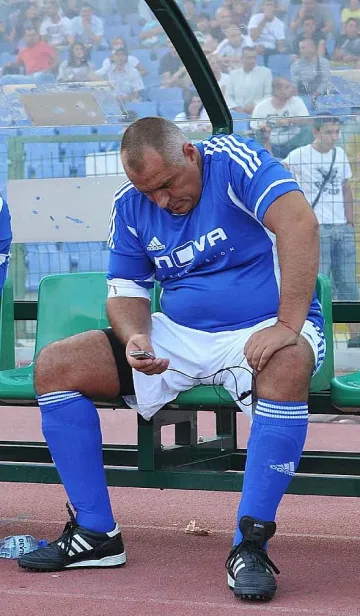 Бойко търси спонсор на "Левски"