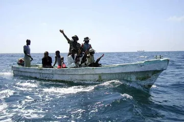 Пирати отвлякоха наш моряк