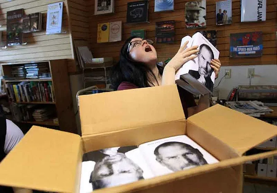 Биографията на Стив Джобс стана бестселър на годината