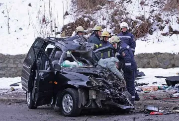 Искат 1,25 млн. "кръвнина" от Йоско