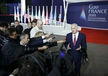 От Кан предупредиха Гърция, че може да не види пари