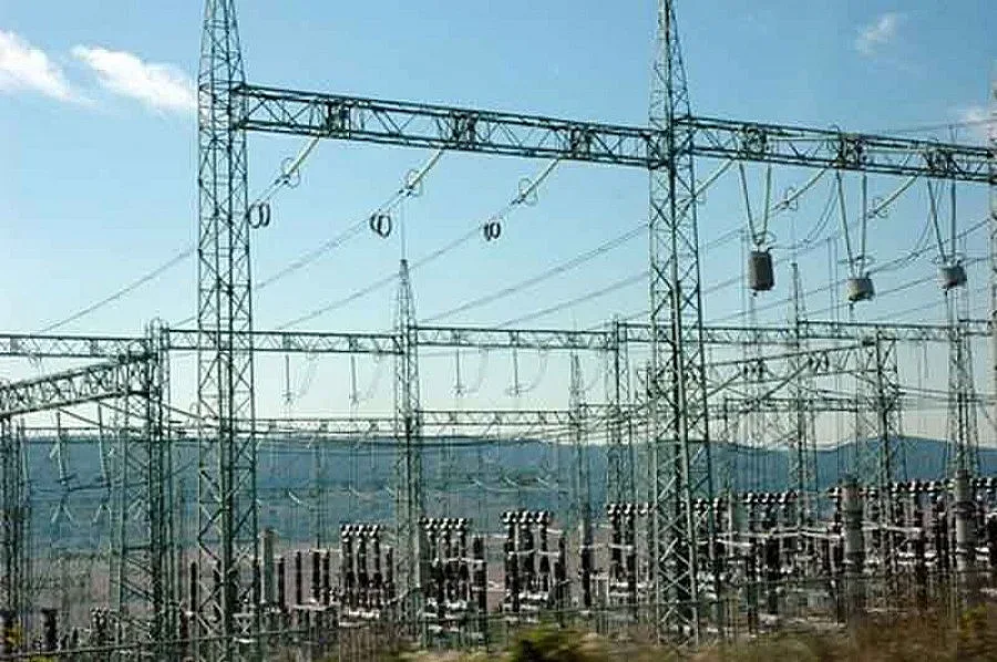 Режат печалбите на Енергото и НЕК