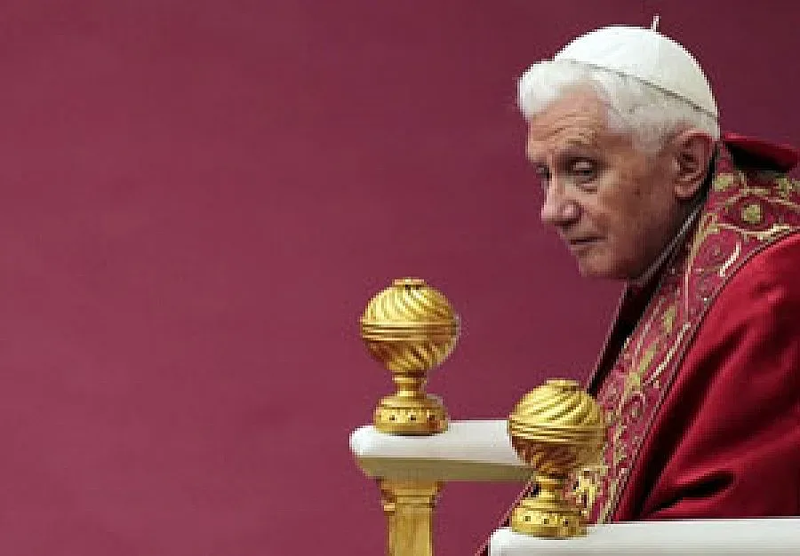 Папата не дава 8-ми грях на БГ лекар