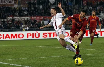 Борят се за живота на Касано