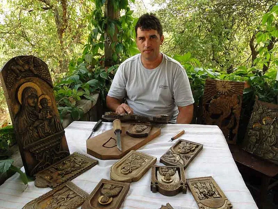 Ловджии дават по 2 бона за приклад с позлата