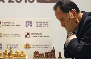 Топалов отказа спа, отива директно на Евро 2011