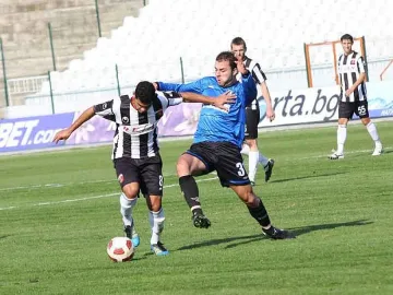 "Локо" бие 1:0, Коко Динев бесен на съдията