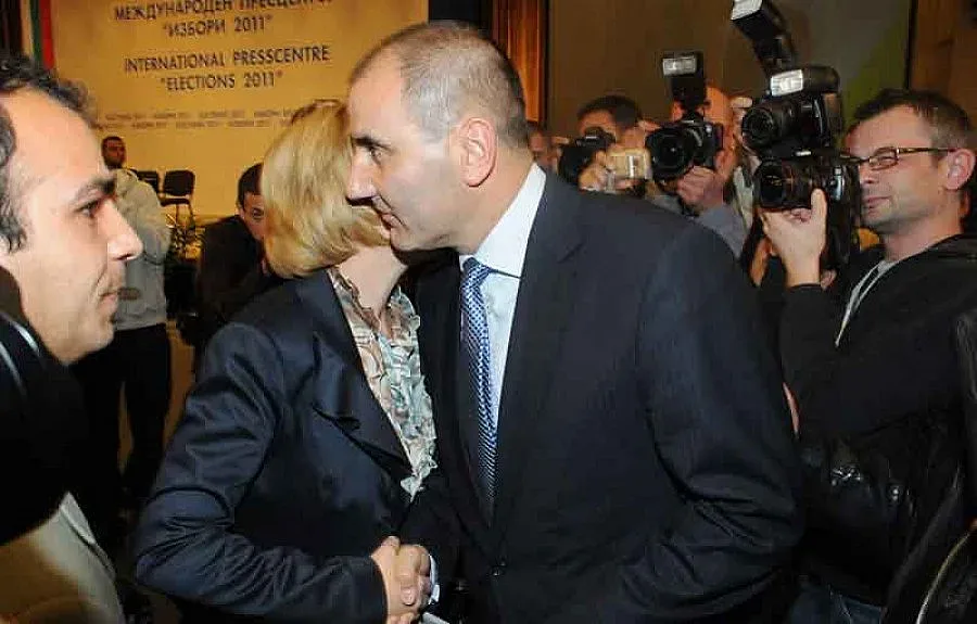 Цветанов подкрепи кандидат-кметове за балотажа