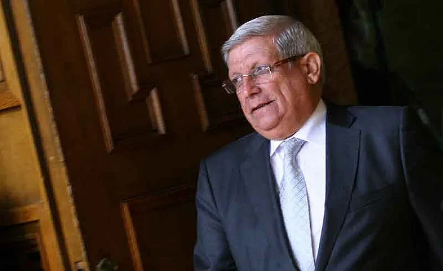 Отлагат конкурса за изтребителите