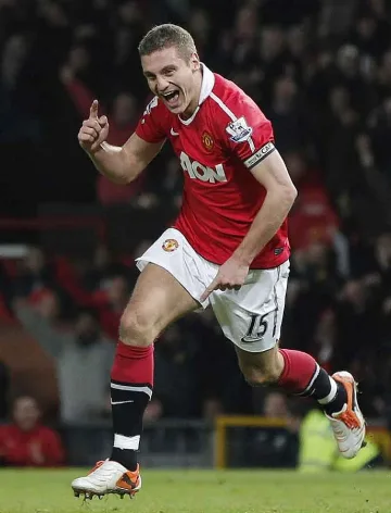 Видич последва Бербатов, няма да играе за Сърбия