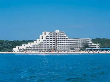 "Албена" разчита на летищата в Румъния