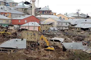 Нов мощен трус ужаси Турция 