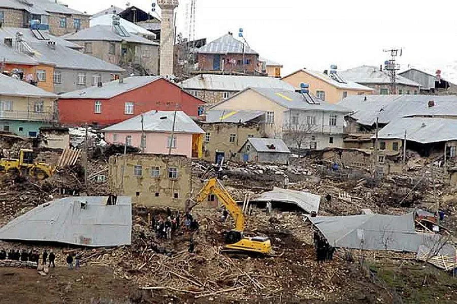 Нов мощен трус ужаси Турция 