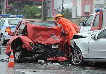 Двама загинаха, четирима са ранени при катастрофа в Пловдив 