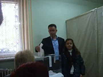 Кандидат-кмет настоява за удължаване на изборния ден 