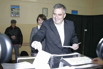 Калфин: Гласувах за младите