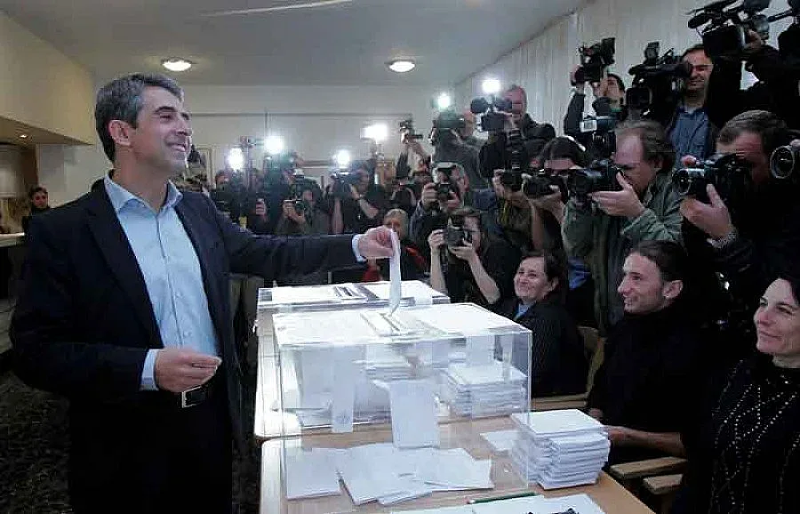 Плевнелиев: Енергетиката е тема за референдум