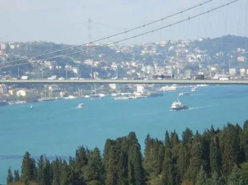 Правителството търси дискретен туроператор