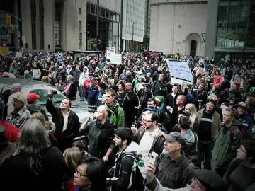 30 души арестувани при демонстрация "Окупирай Уолстрийт" в Ню Йорк 