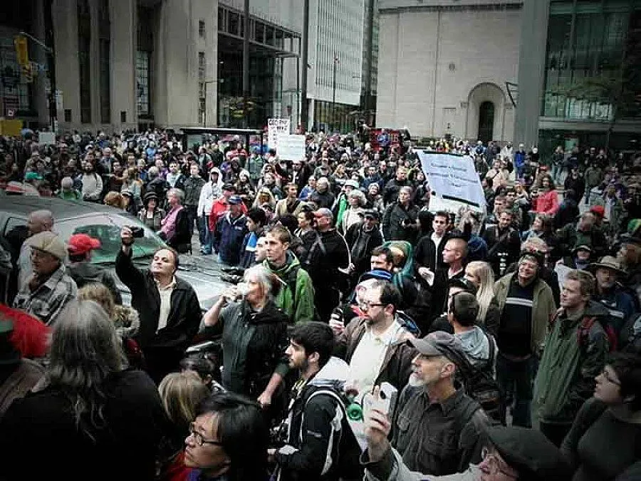 30 души арестувани при демонстрация "Окупирай Уолстрийт" в Ню Йорк 