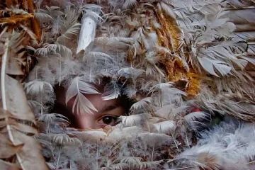 Чужденци се бъркат по 5 бона за кукери