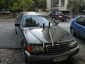 Четири кирки в колата на лекар