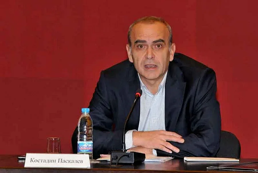 Паскалев напуска политиката, но няма да става художник