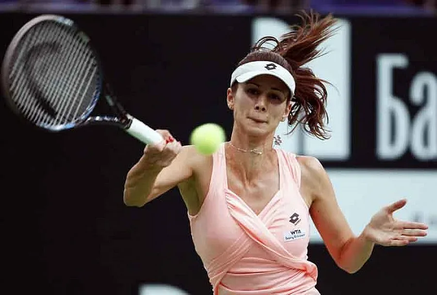 Пиронкова измъчи Кузнецова, но не я пречупи 