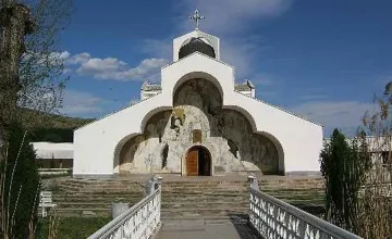 Самуиловата крепост и храмът на Ванга водят туристи в Петрич