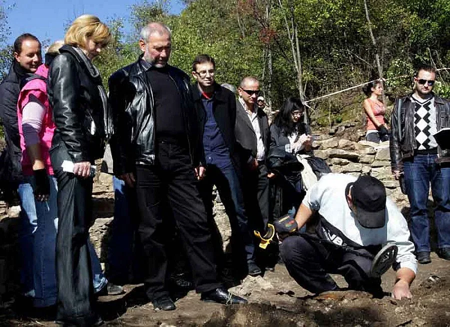 Възстановяват църква от първия османски щурм