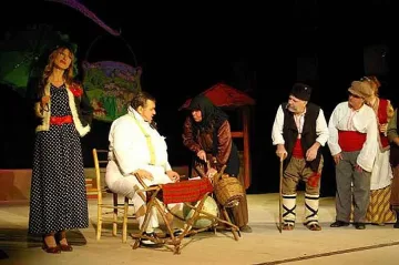 Кандидат-кмет подарява спектакъл за празника  на Кърджали 