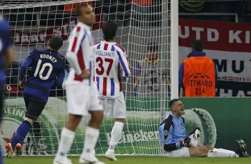 "Юнайтед" с първа победа, Бербо търка пейката