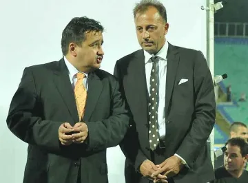 Футболната лига пред фалит