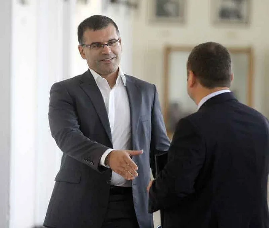 Прокурори влизат в Галевград